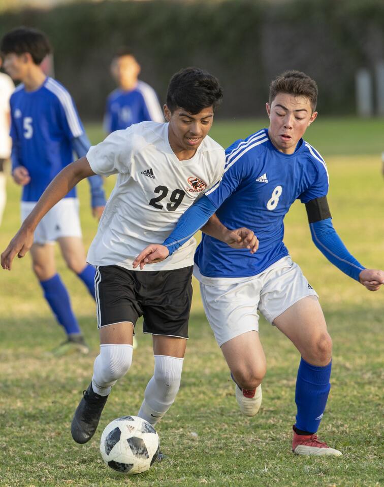Photo Gallery: Los Amigos vs. La Quinta in boys’ soccer