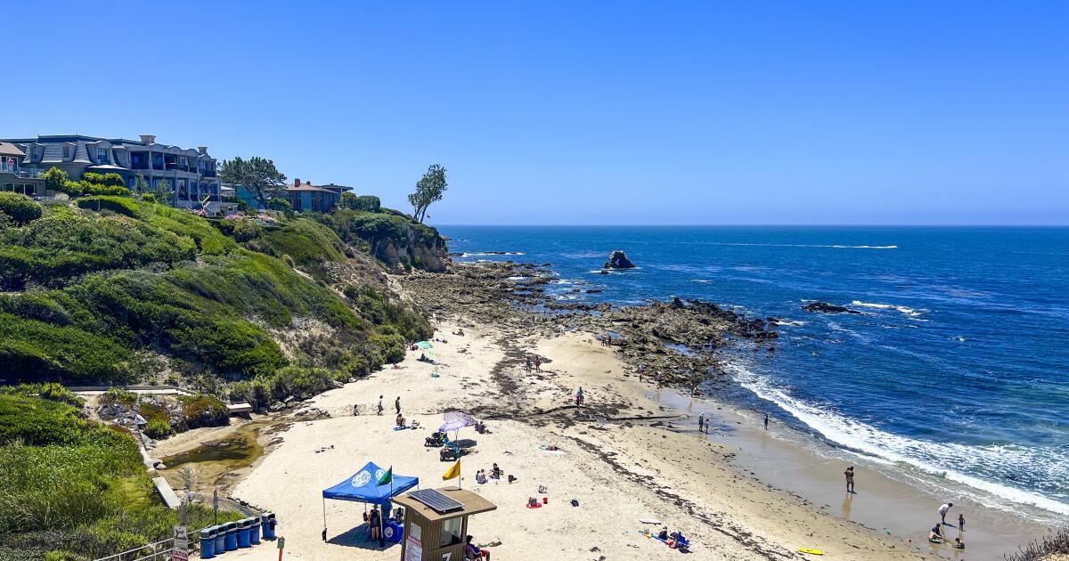 Corona del Mar must deal with residents, not attracting vacationers Corona del Mar must deal with residents, not attracting vacationers