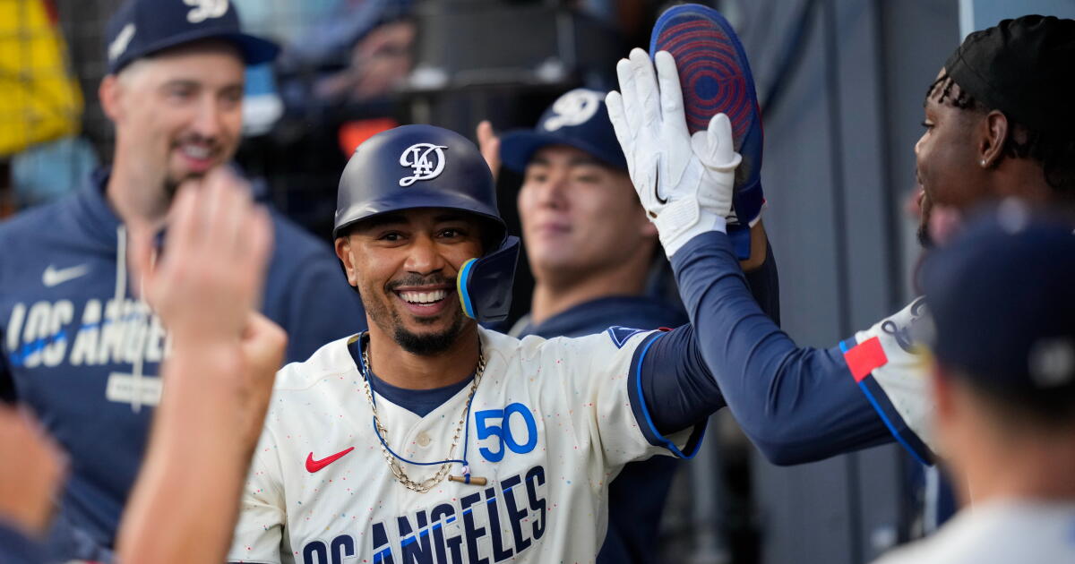 Dodgers 10-4 Win Over Giants Highlights September Offense Surge