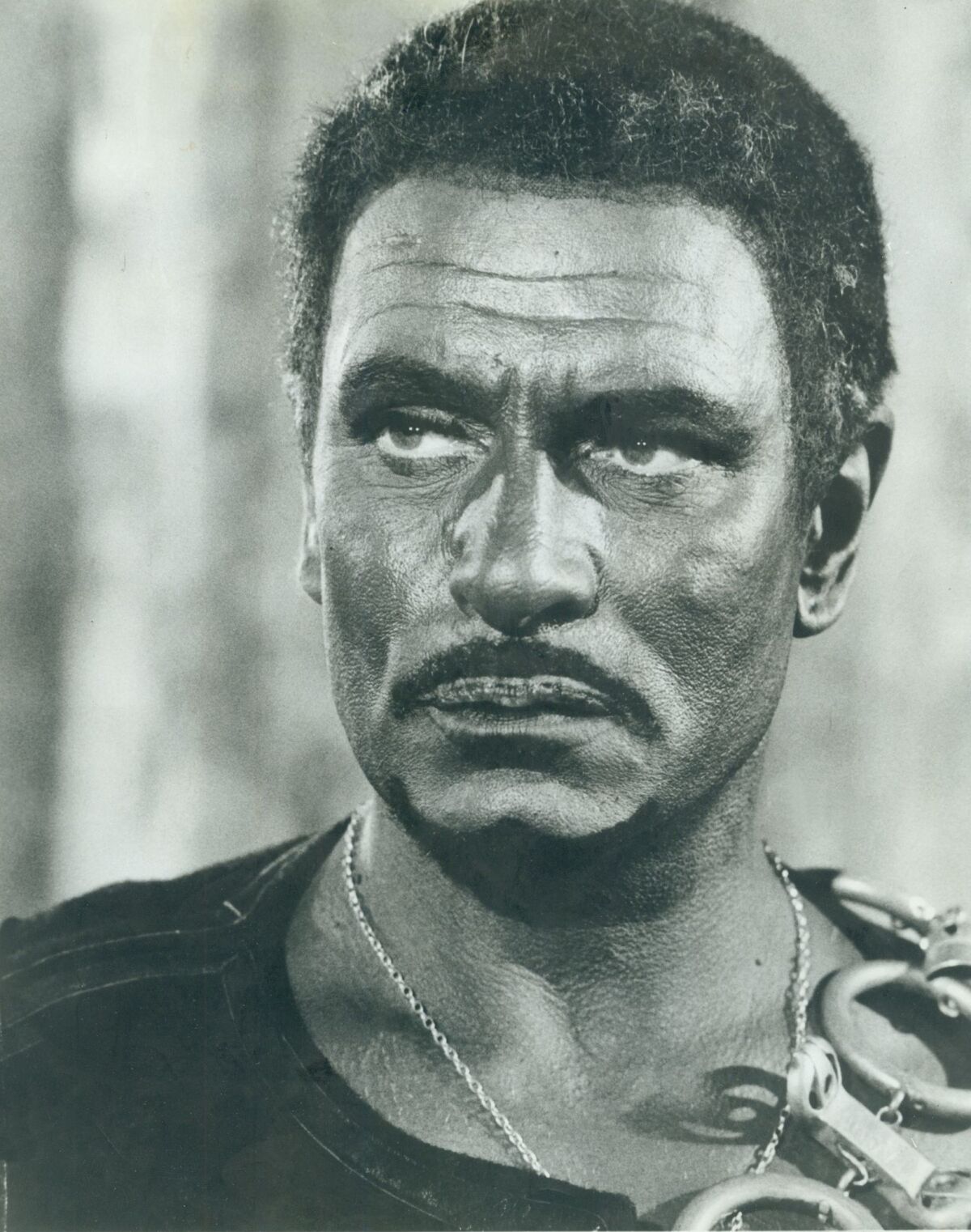 Laurence Olivier portrays Othello in blackface in the 1965 film. (Los Angeles Times)