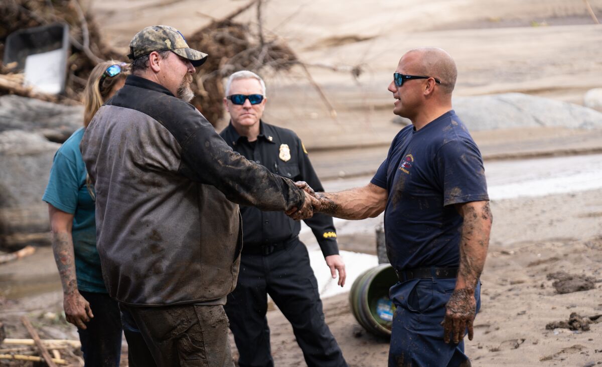 An Orange County fire crew charges north, giving aid to soggy Tulare ...