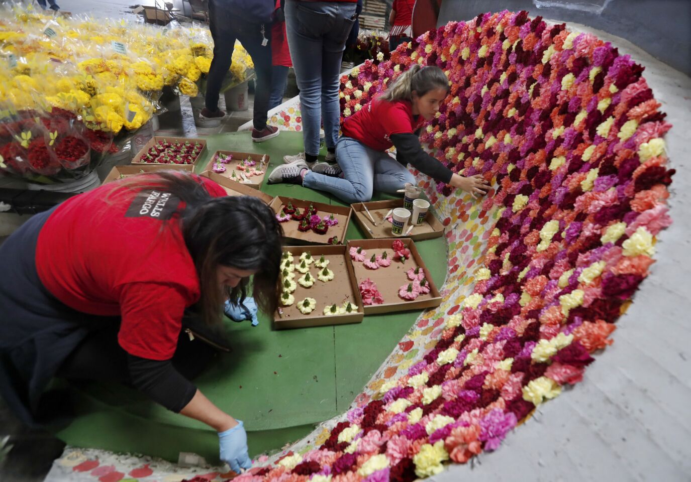 Countdown to the 2019 Rose Parade