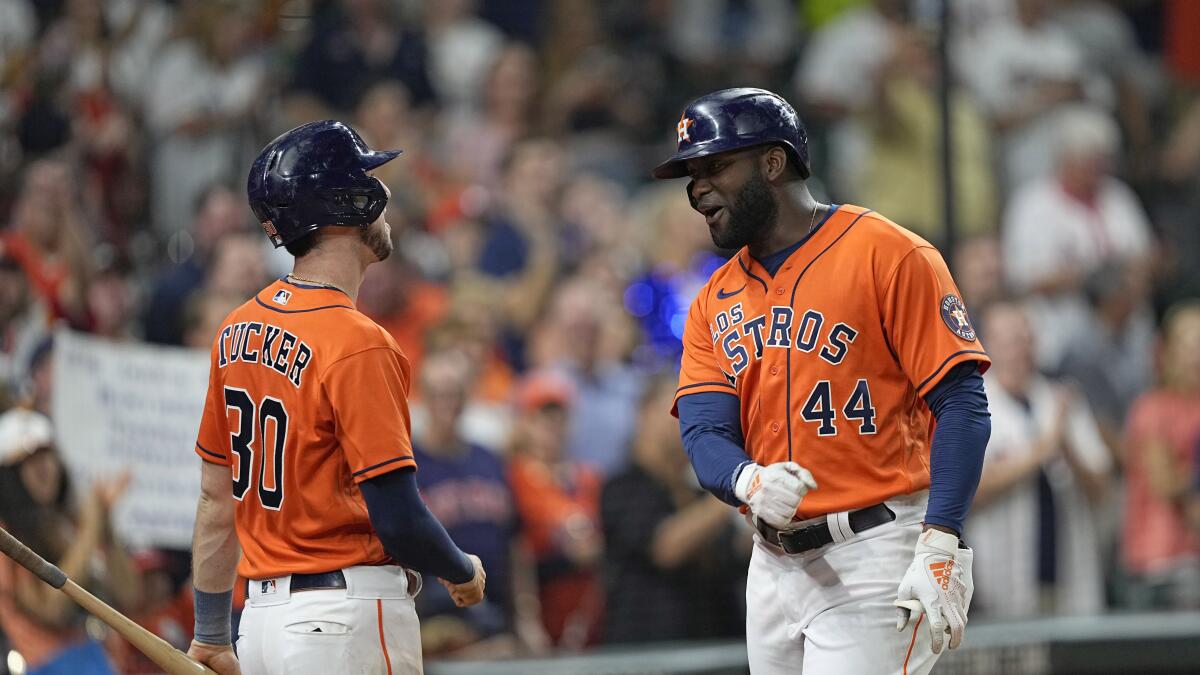 Astros fall in series finale vs. Angels to end homestand at 4-3