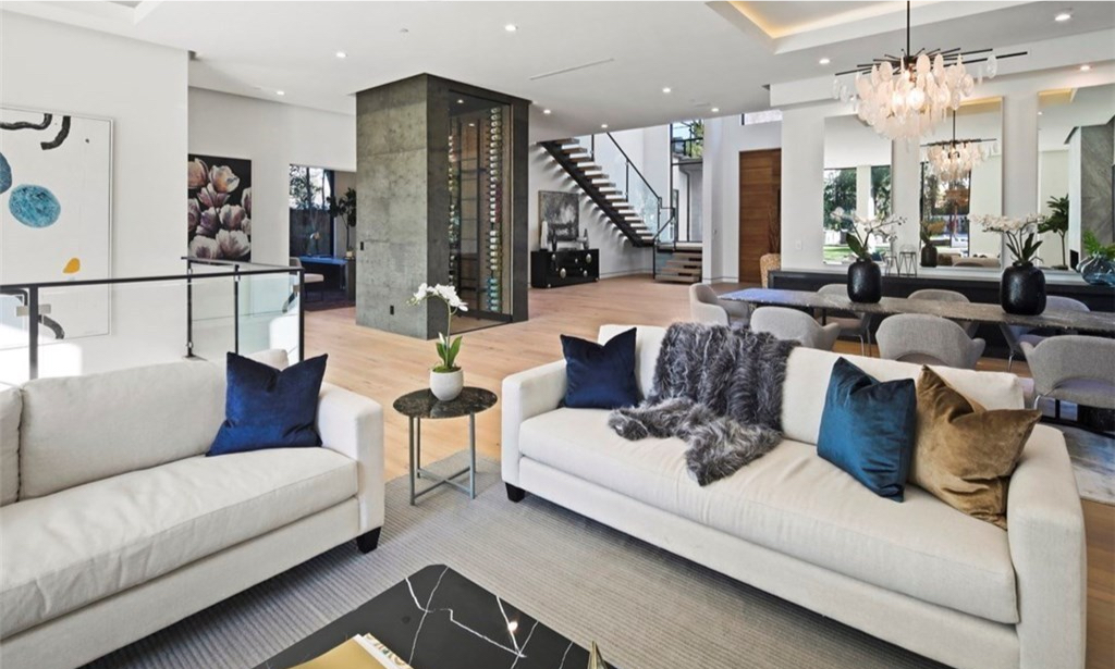 Zach Randolph's Encino mansion