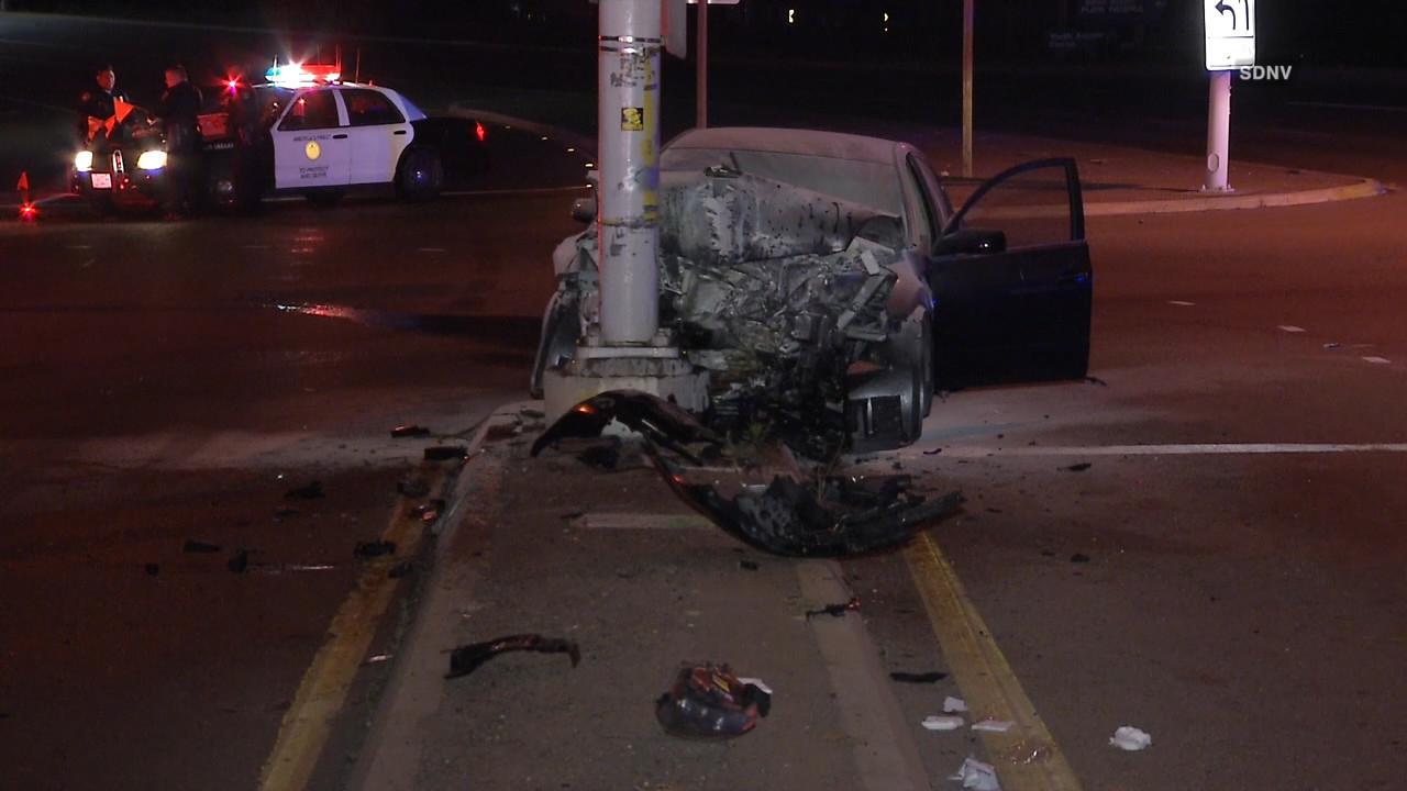 Https Www Sandiegouniontribune Com 93463624 132 Html 2018 12 31 Https Ca Times Brightspotcdn Com F1 40 303eb5414afe943564a7684a8e47 5e8acdd0facb460db72d9958163ae7f2 Poster Jpg Living In Downtown San Diego With A Balcony For 525